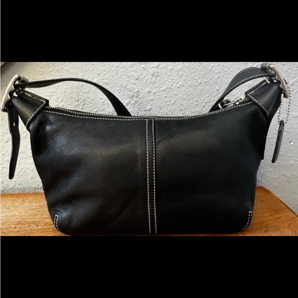 Coach Vintage Legacy Small Leather Shoulder Bag 9564 - Picture 5 of 11